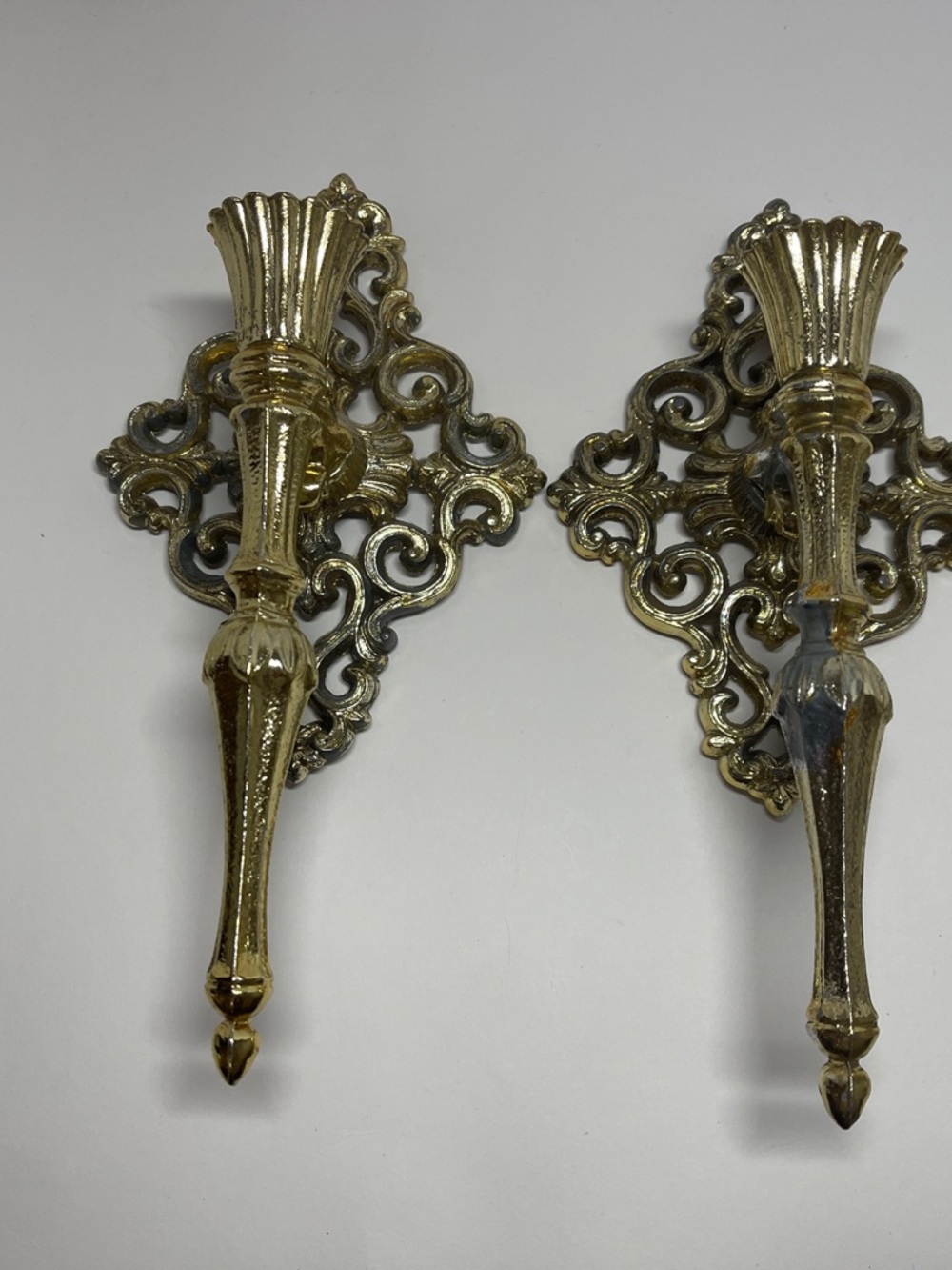 Source Unknown Gold Ornate Wall Hook Pair